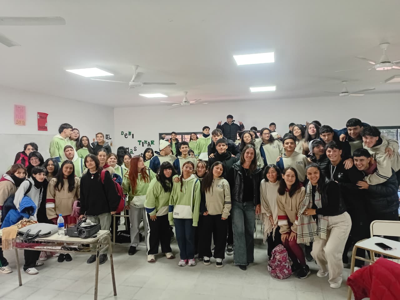 Brindaron una charla sobre manipulación segura de alimentos en la Escuela French